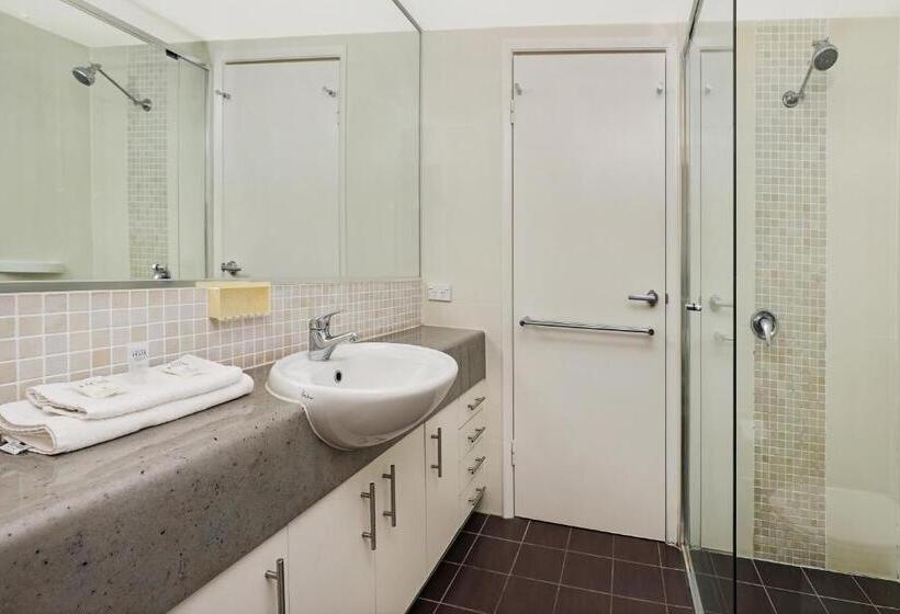 آپارتمان 2 خوابه, Aqualine Apartments