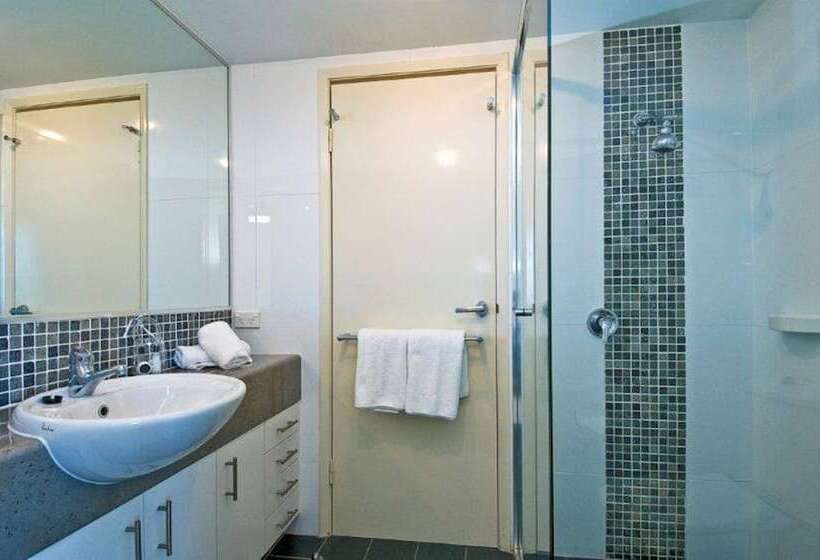 آپارتمان 2 خوابه, Aqualine Apartments
