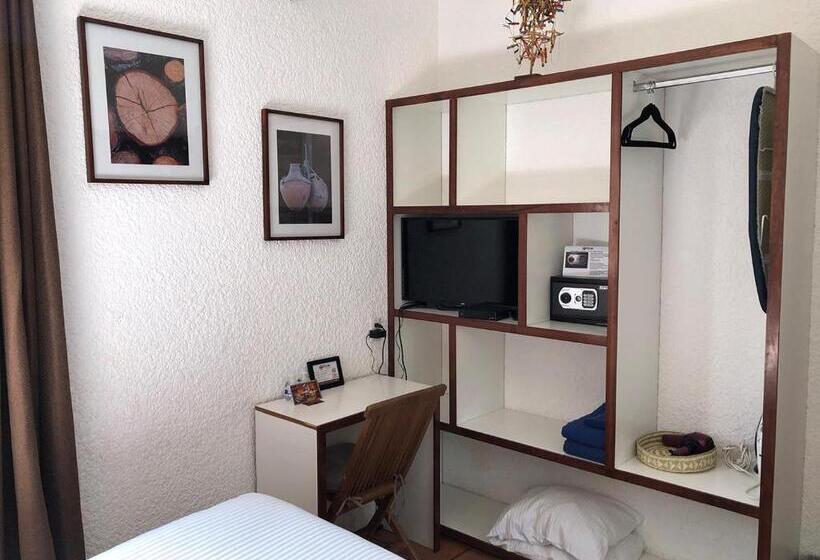 اتاق استاندارد با سرویس بهداشتی مشترک, La Casita De Coyoacán