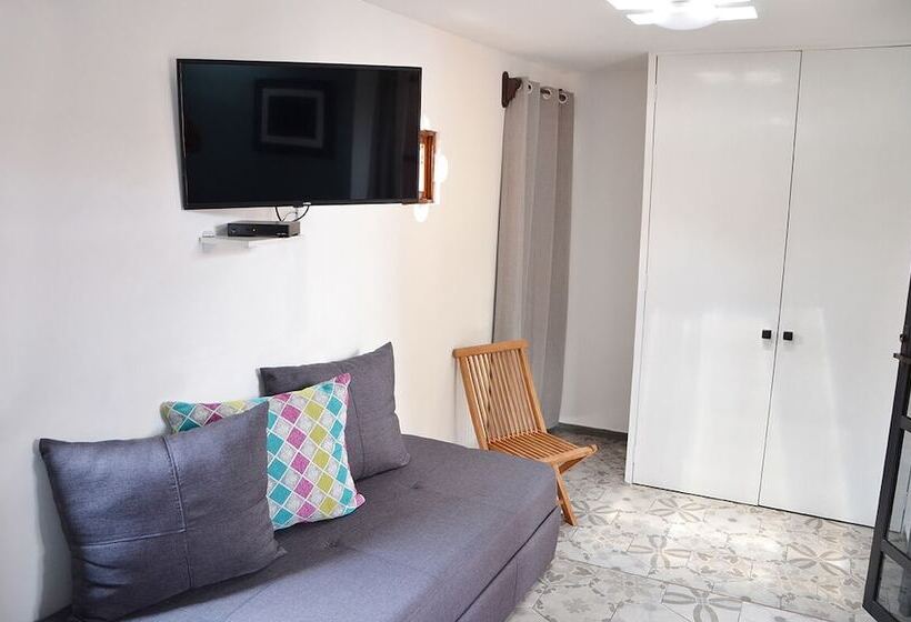 اتاق استاندارد, La Casita De Coyoacán