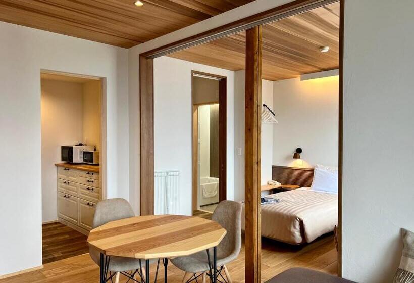 اتاق استاندارد چهار تخته با چشم‌انداز دریا, Gardenvilla Shirahama Resort