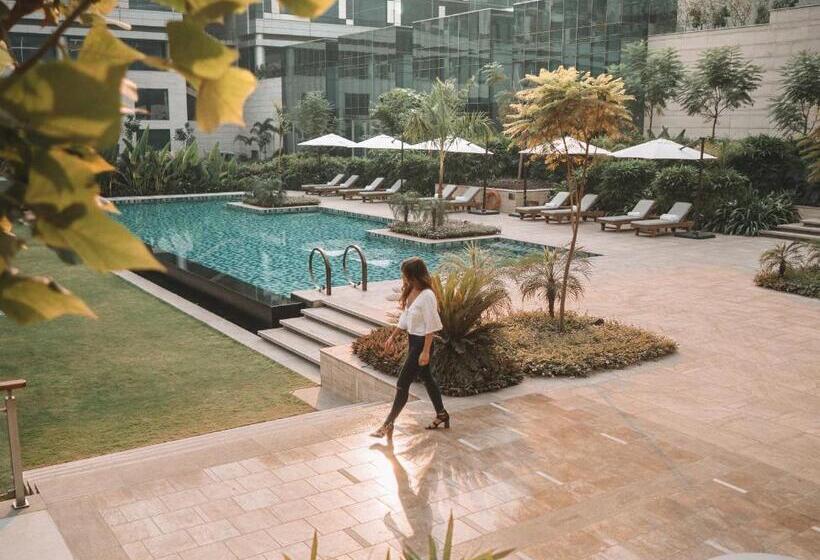 سوئیت با تخت بزرگ, Andaz Delhi, By Hyatt