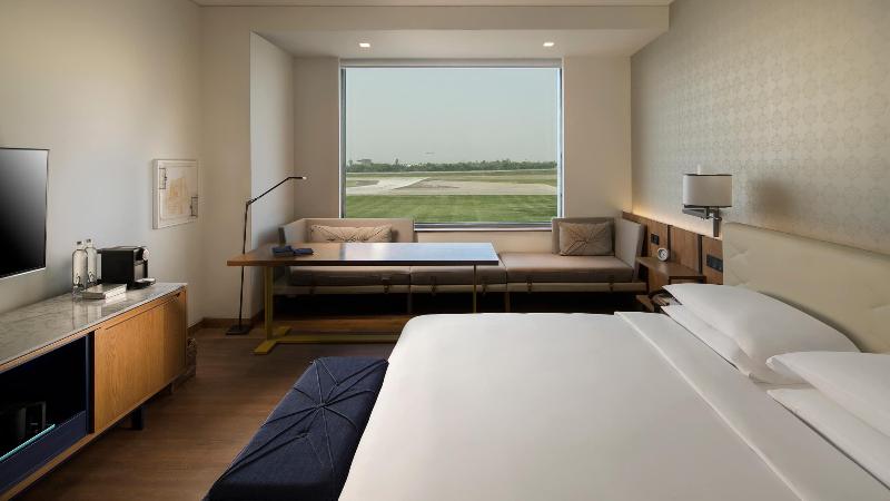 اتاق استاندارد با تخت بزرگ, Andaz Delhi, By Hyatt