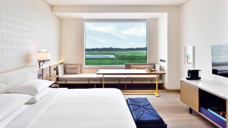 اتاق استاندارد با چشم‌انداز, Andaz Delhi, By Hyatt