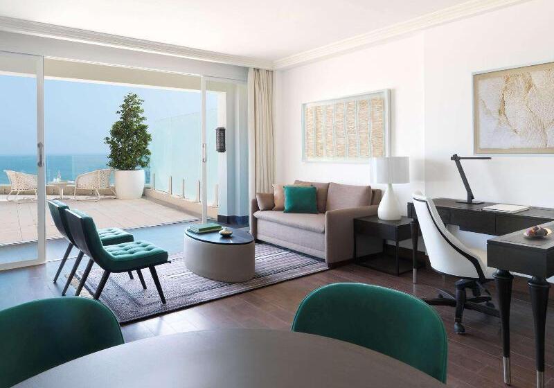 Deluxe Suite Sea View, Fairmont Fujairah Beach Resort