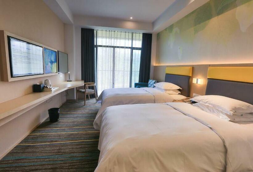 اتاق سوپریور با چشم‌انداز رودخانه, Holiday Inn Express Emei Mountain, An Ihg