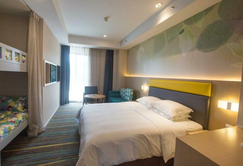 اتاق خانوادگی با چشم‌انداز کوه, Holiday Inn Express Emei Mountain, An Ihg