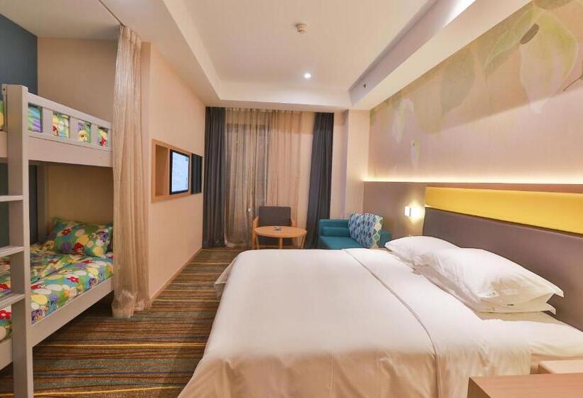 اتاق خانوادگی با چشم‌انداز کوه, Holiday Inn Express Emei Mountain, An Ihg