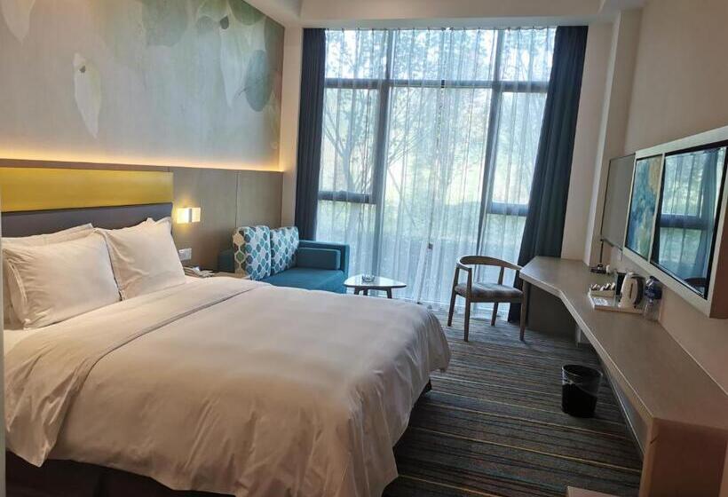 اتاق استاندارد, Holiday Inn Express Emei Mountain, An Ihg
