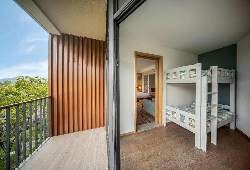سوئیت با چشم‌انداز رودخانه, Holiday Inn Express Emei Mountain, An Ihg