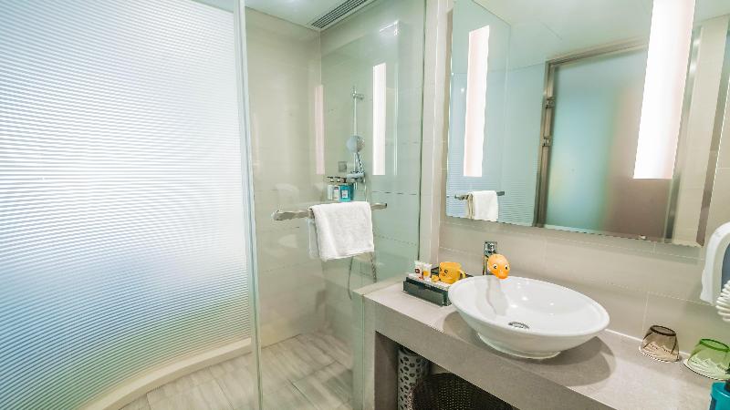 اتاق استاندارد با تخت بزرگ, Holiday Inn Express Emei Mountain, An Ihg