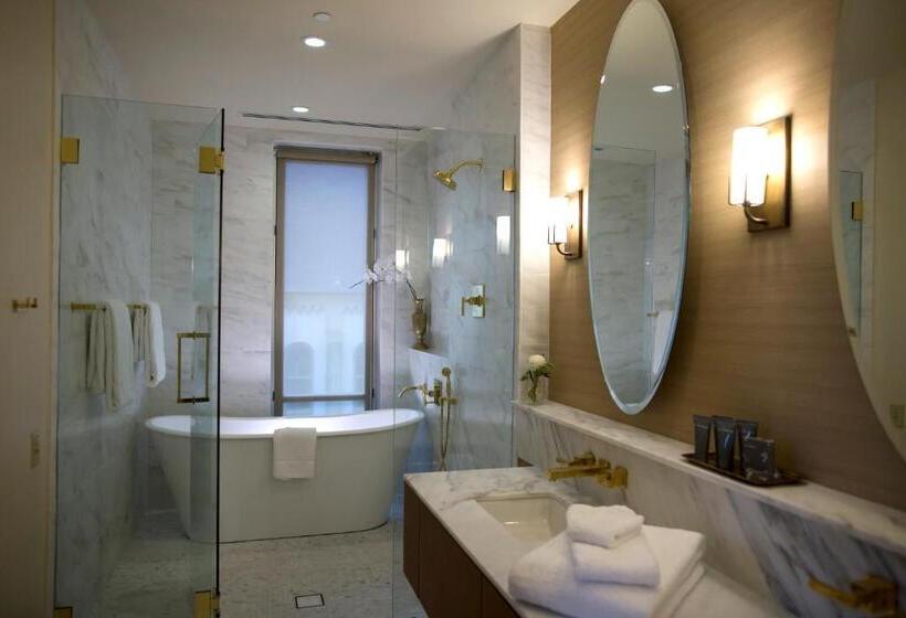 اتاق استاندارد, The Dewberry Charleston