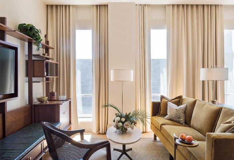 اتاق استاندارد, The Dewberry Charleston