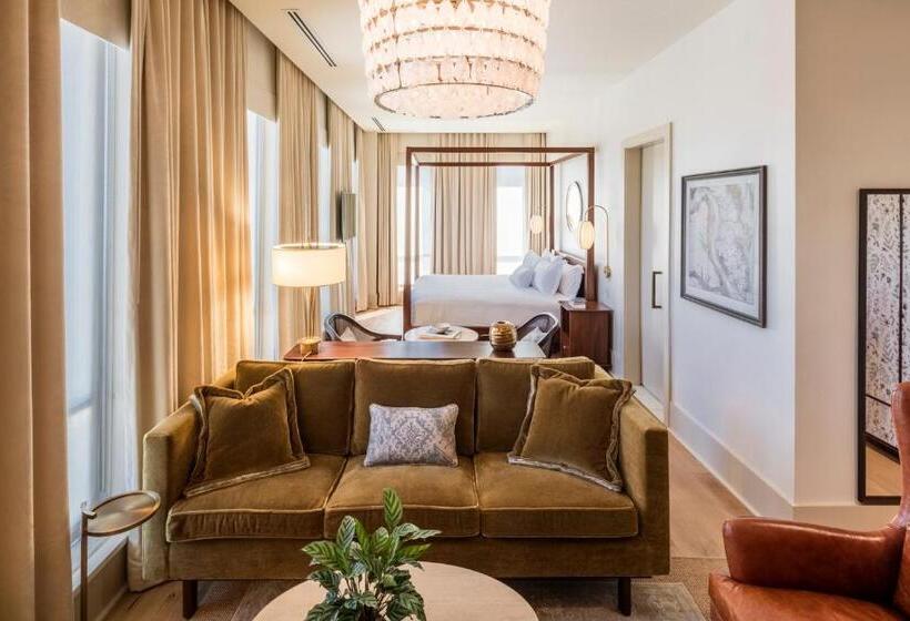 اتاق استاندارد, The Dewberry Charleston