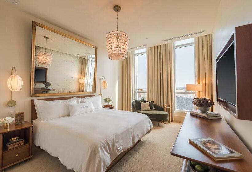 اتاق سوپریور با تخت بزرگ, The Dewberry Charleston