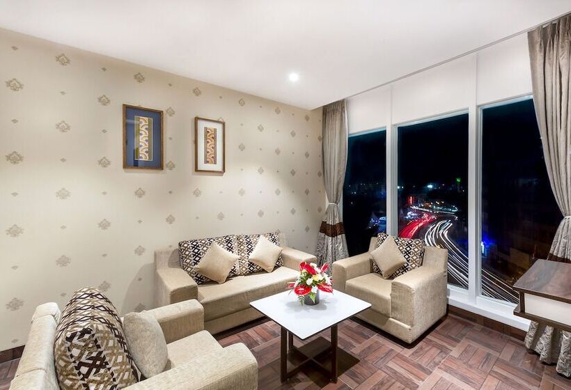 سوییت, The Lotus Hotel Sameera