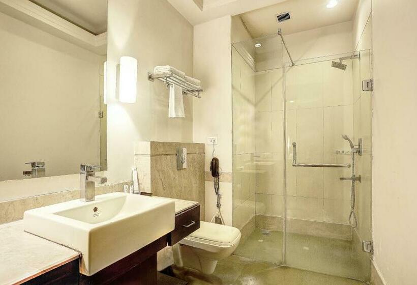 اتاق لوکس, Western Court Panchkula