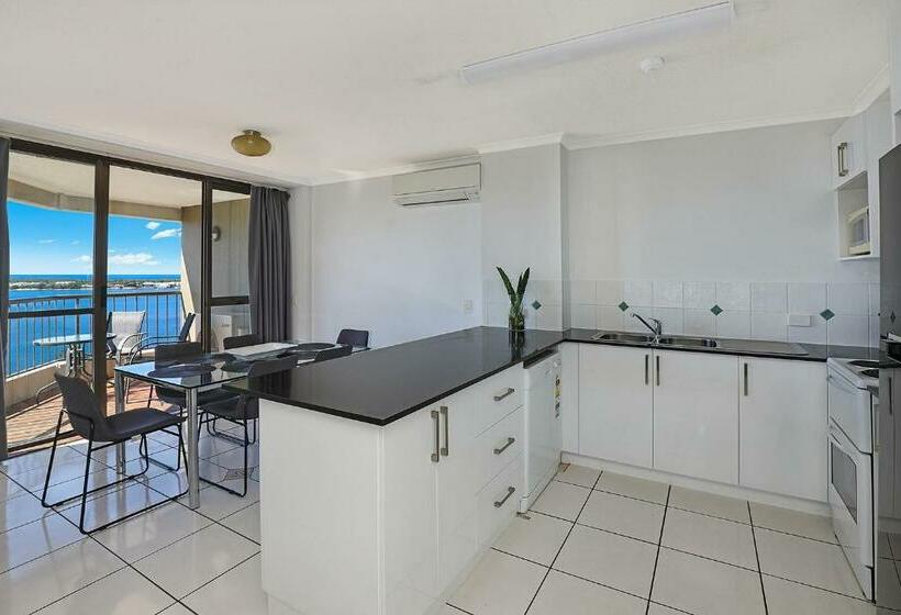 آپارتمان 2 خوابه, Palmerston Tower On Southport Broadwater