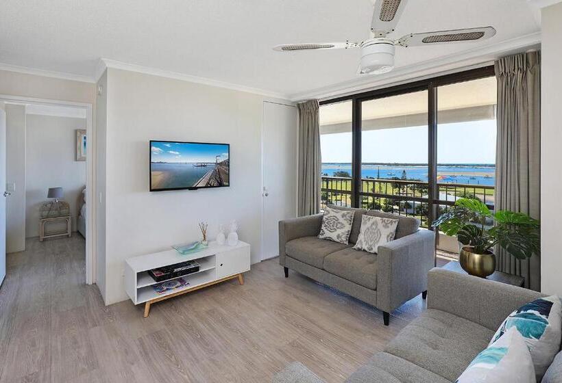 آپارتمان 1 خوابه, Palmerston Tower On Southport Broadwater