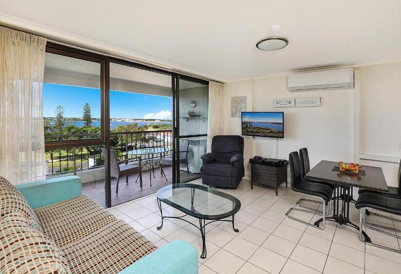 آپارتمان 1 خوابه, Palmerston Tower On Southport Broadwater