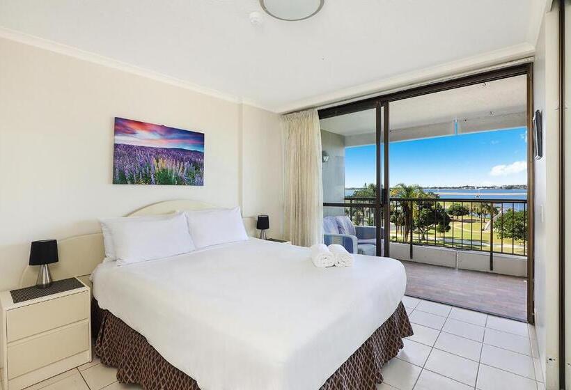 آپارتمان 1 خوابه, Palmerston Tower On Southport Broadwater