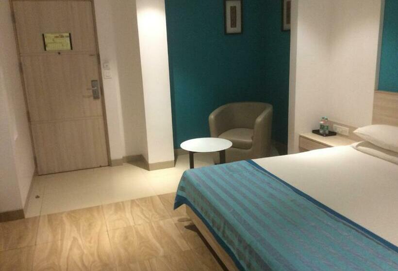 اتاق لوکس, The Lotus Hotel Sameera