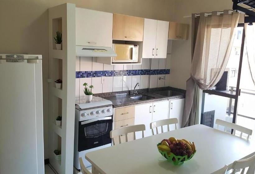 آپارتمان 2 خوابه با چشم‌انداز دریا, Bomar Residence
