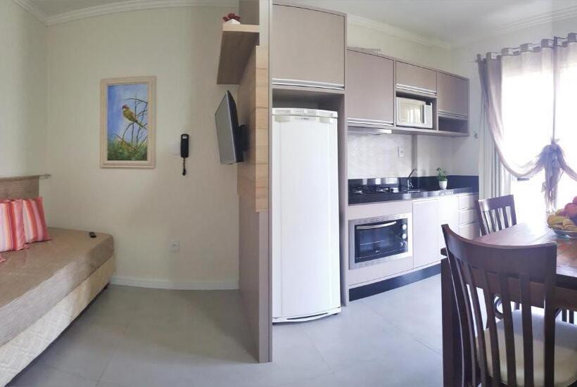 Deluxe Suite Sea View, Bomar Residence