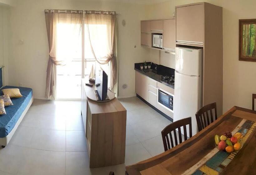 سوئیت دلوکس 2 خوابه, Bomar Residence