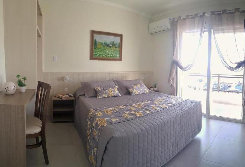 سوئیت دلوکس 2 خوابه, Bomar Residence