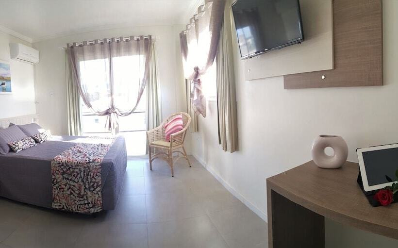 Deluxe Suite Sea View, Bomar Residence