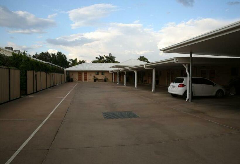 اتاق لوکس, Emerald Central Palms Motel