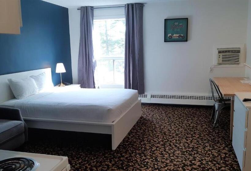 اتاق استاندارد, Cloud 9 Inn