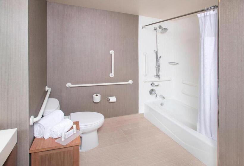 سوئیت اجرایی با تخت کینگ, Courtyard By Marriott Redwood City