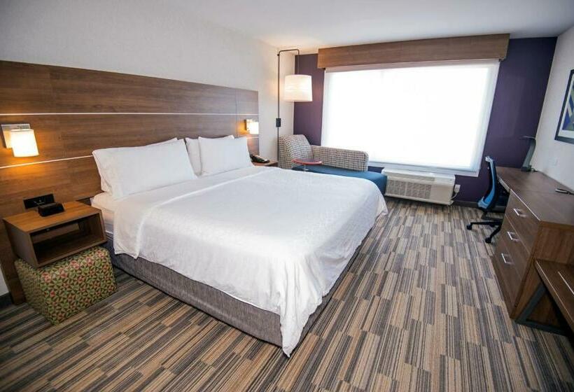 带大床的标准间, Holiday Inn Express   Red Deer North, An Ihg