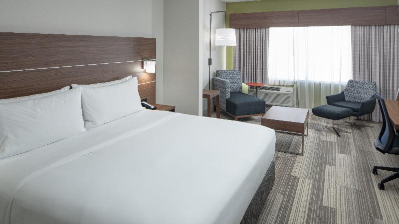 اتاق استاندارد, Holiday Inn Express & Suites Orlando At Seaworld
