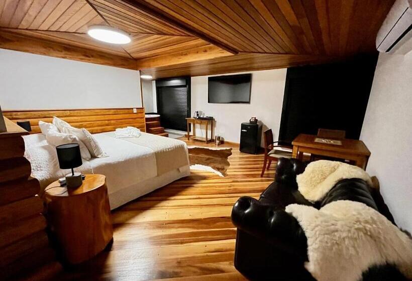 اتاق استاندارد با تخت بزرگ, Savoy Excellence