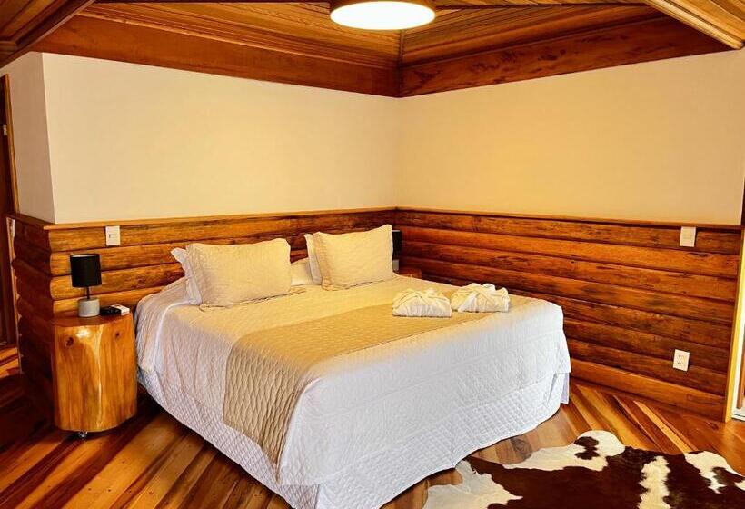 اتاق استاندارد با تخت بزرگ, Savoy Excellence