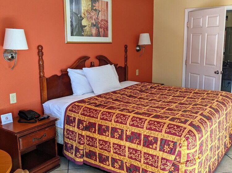 اتاق استاندارد با تخت دوبل برای معلولان, Lake Houma Inn