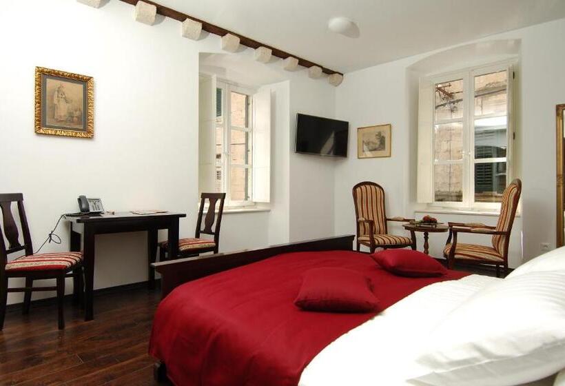 استودیوی سوپریور, Sunce Palace Apartments With Free Offsite Parking