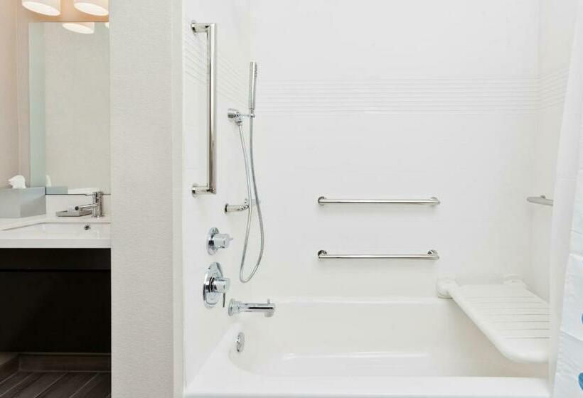 استودیوی استاندارد, Towneplace Suites Dothan