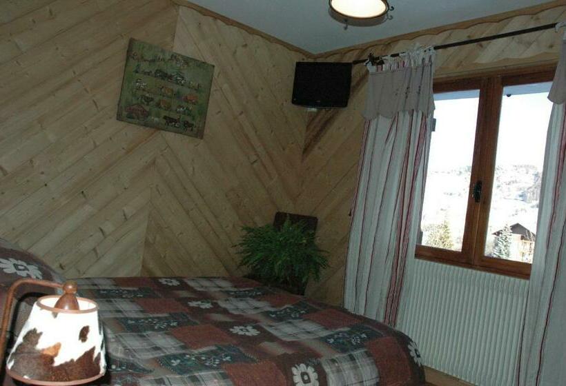 اتاق استاندارد با چشم‌انداز کوهستان, B&b Chalet La Providence