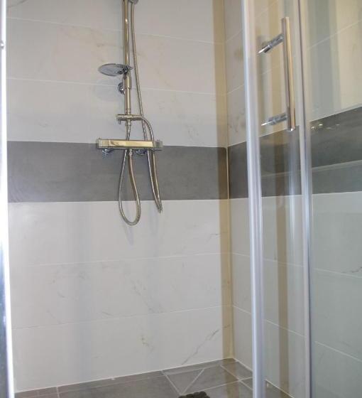 سوییت لوکس, Le Clos Des Oiseaux