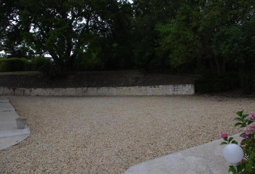 خانه 4 خوابه, Le Clos Des Oiseaux