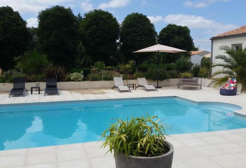 خانه 4 خوابه, Le Clos Des Oiseaux