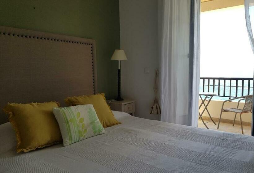 اتاق استاندارد با چشم‌انداز دریا, Maison Bella Vista