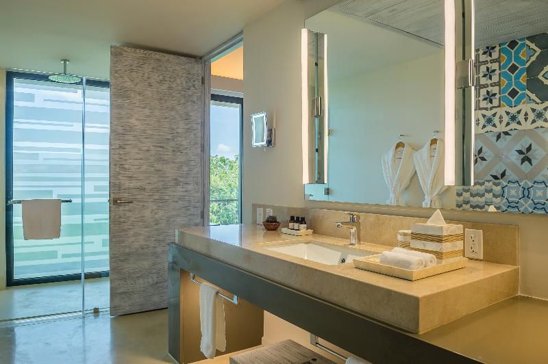اتاق استاندارد با چشم‌انداز دریا, Andaz Mayakoba Resort Riviera Maya, By Hyatt