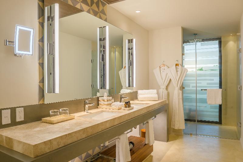 اتاق استاندارد با چشم‌انداز دریا, Andaz Mayakoba Resort Riviera Maya, By Hyatt