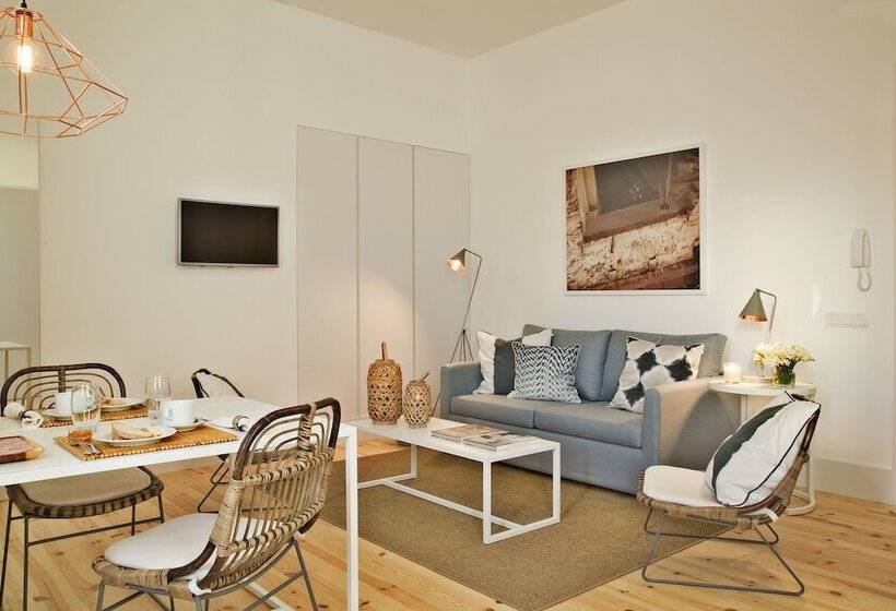 استودیوی لوکس, Lisbon Five Stars Apartments Combro 77