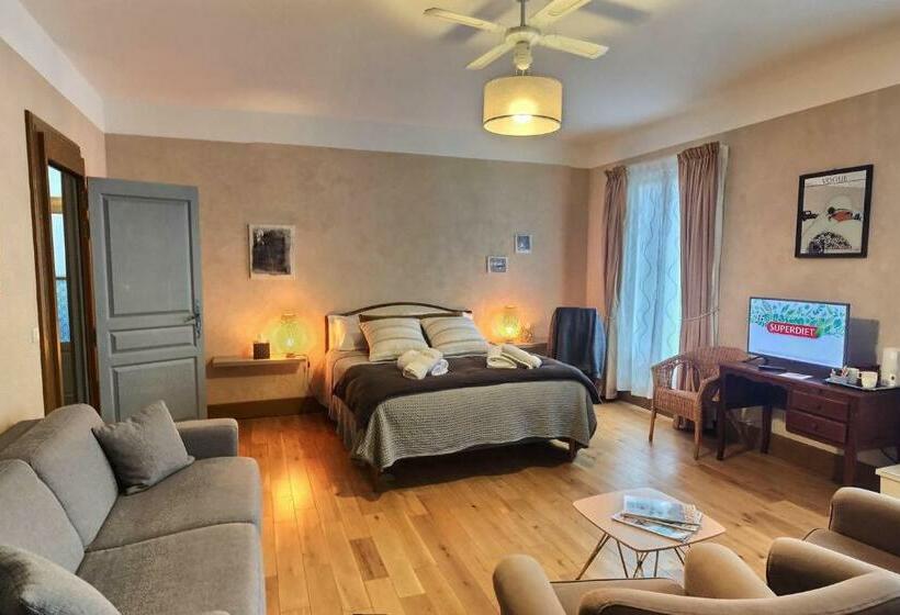 اتاق لوکس, La Casa Occitane